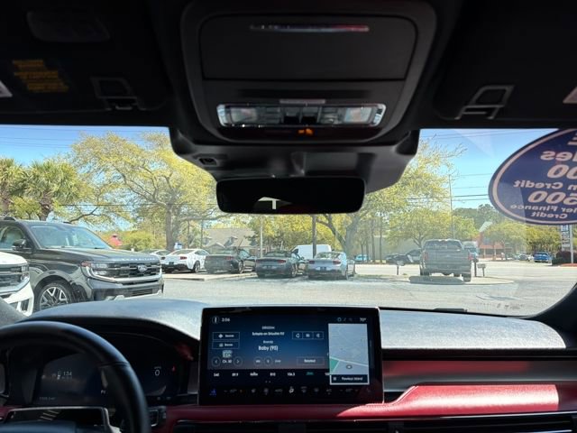 Used 2025 Lincoln Corsair Reserve w/ Equipment Group 202A image 20