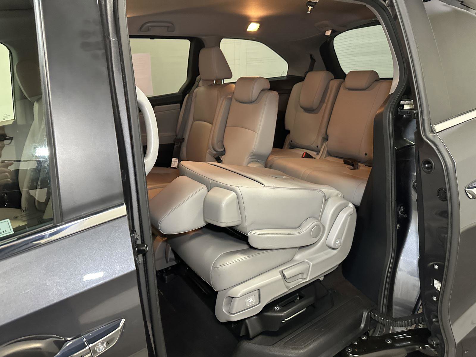 Certified 2023 Honda Odyssey EX-L image 30