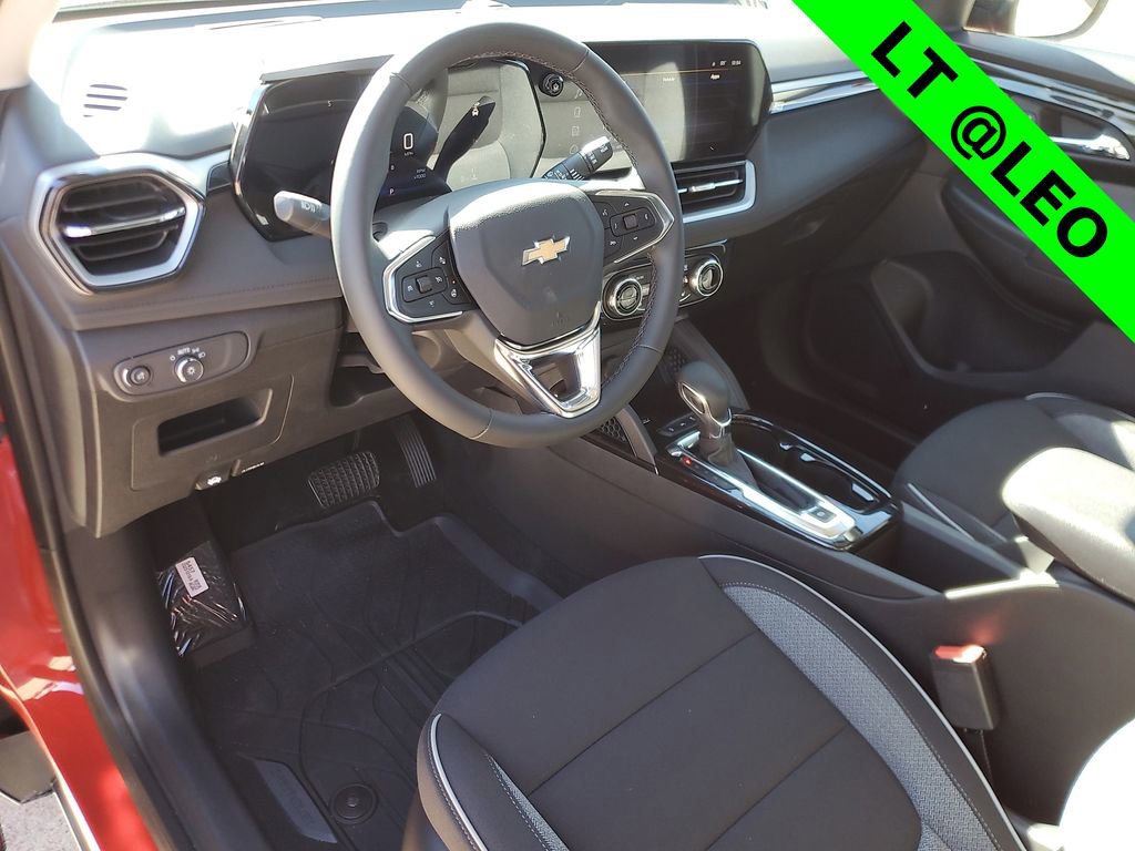 New 2026 Chevrolet TrailBlazer LT w/ Convenience Package FWD image 16