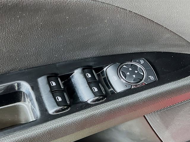 Used 2014 Ford Fusion SE w/ Equipment Group 202A image 9