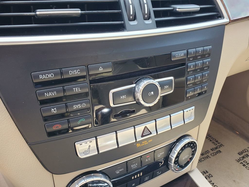 Used 2015 Mercedes-Benz C 250 Coupe image 27