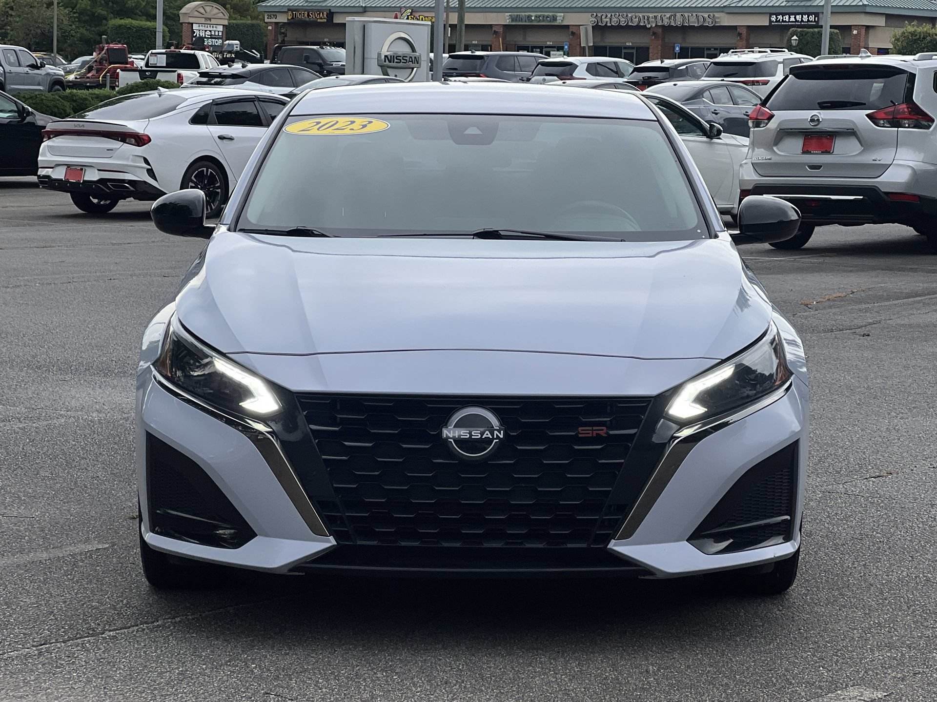 Certified 2023 Nissan Altima 2.5 SR FWD image 29