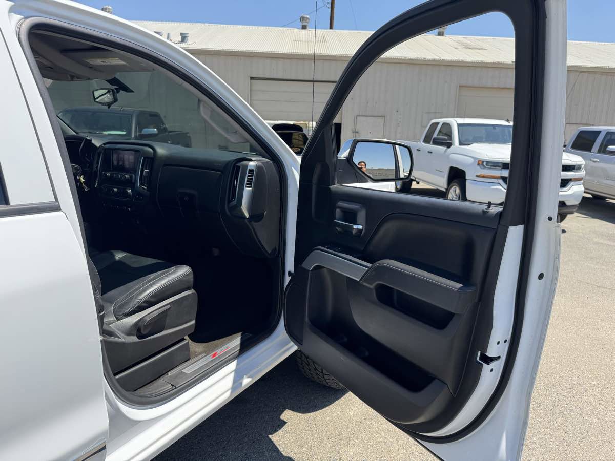 Used 2015 Chevrolet Silverado 1500 LT w/ Custom Sport Edition image 19