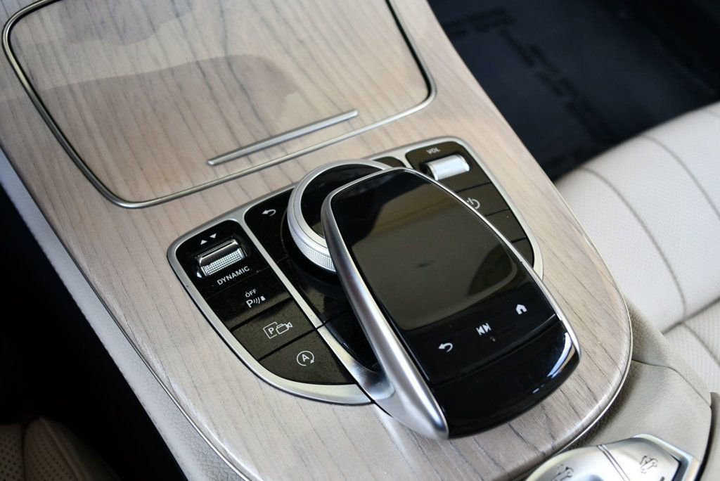 Used 2023 Mercedes-Benz E 450 Cabriolet image 71