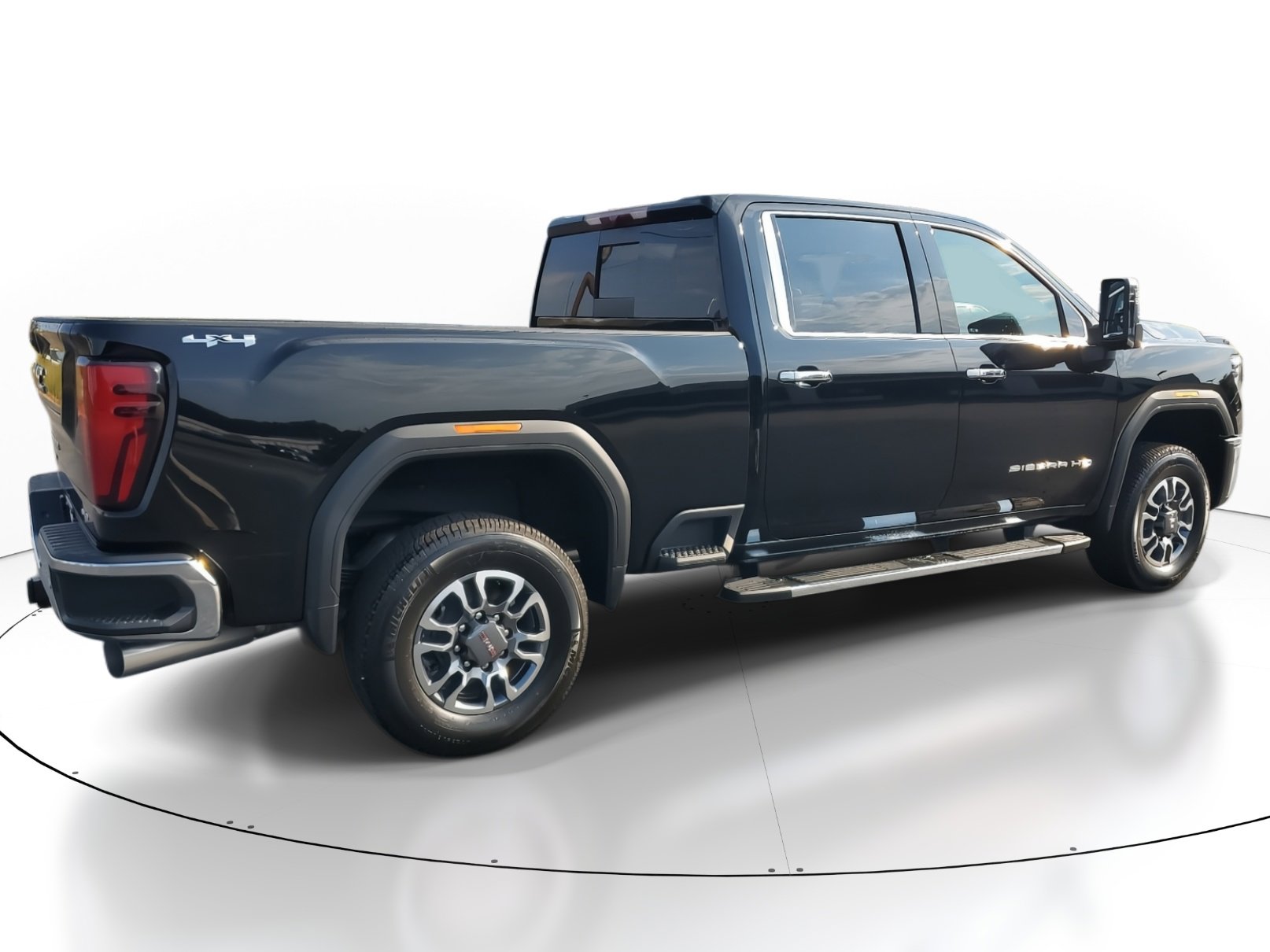 New 2025 GMC Sierra 2500 SLT w/ SLT Premium Package image 3