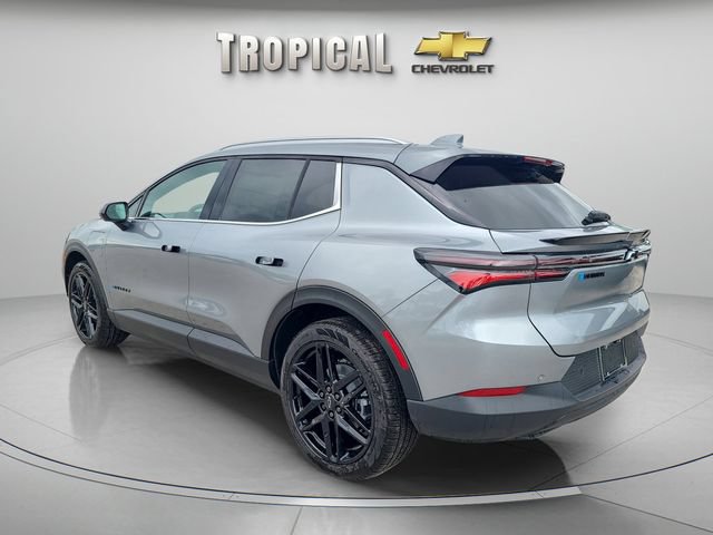 New 2026 Chevrolet Equinox EV LT w/ LPO, Blackout Package FWD image 5