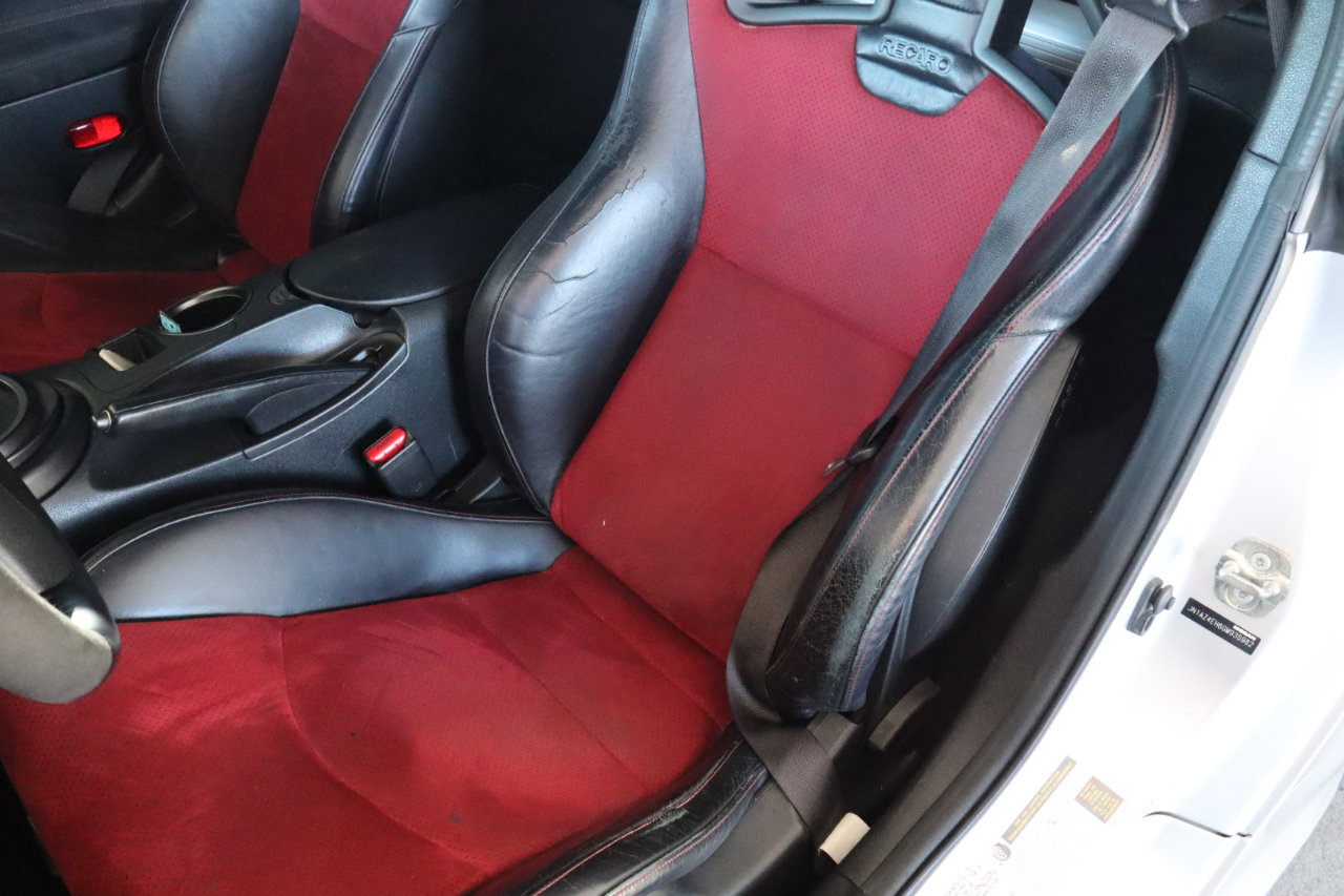 Used 2016 Nissan 370Z NISMO image 14