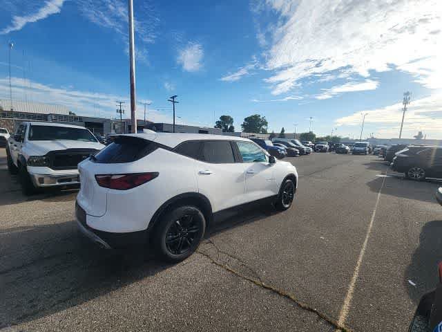 Used 2021 Chevrolet Blazer LT FWD image 11