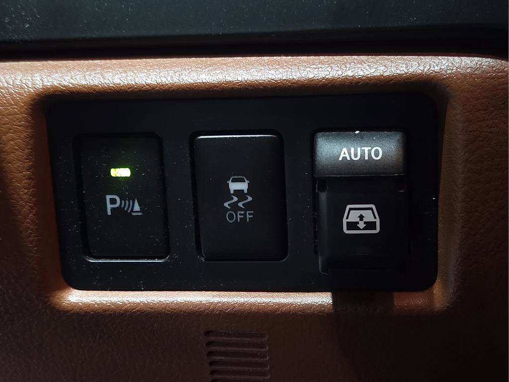Certified 2019 Toyota Sequoia Platinum AWD/4WD image 22