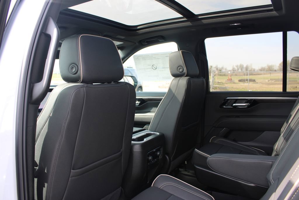 New 2026 Chevrolet Tahoe Premier w/ Sun And Tow Package AWD/4WD image 26