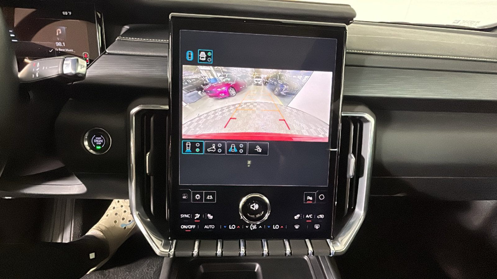 New 2026 GMC Acadia Elevation w/ Black Edition AWD/4WD image 28