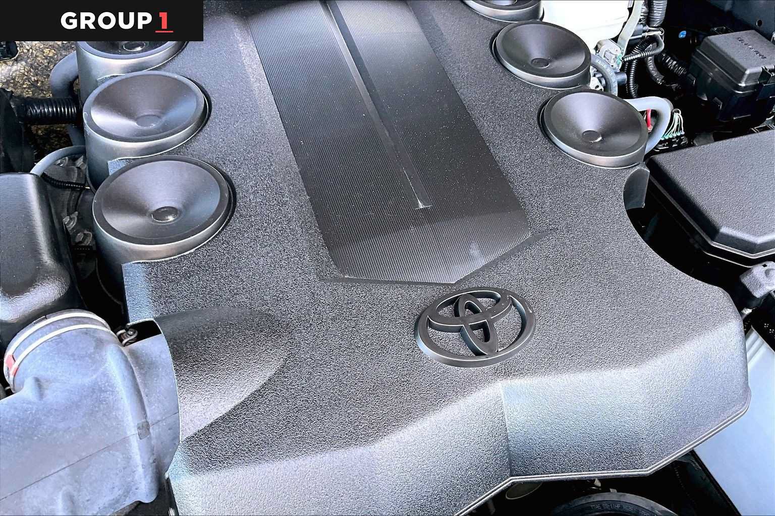 Used 2024 Toyota 4Runner SR5 Premium w/ Moonroof Package AWD/4WD image 31