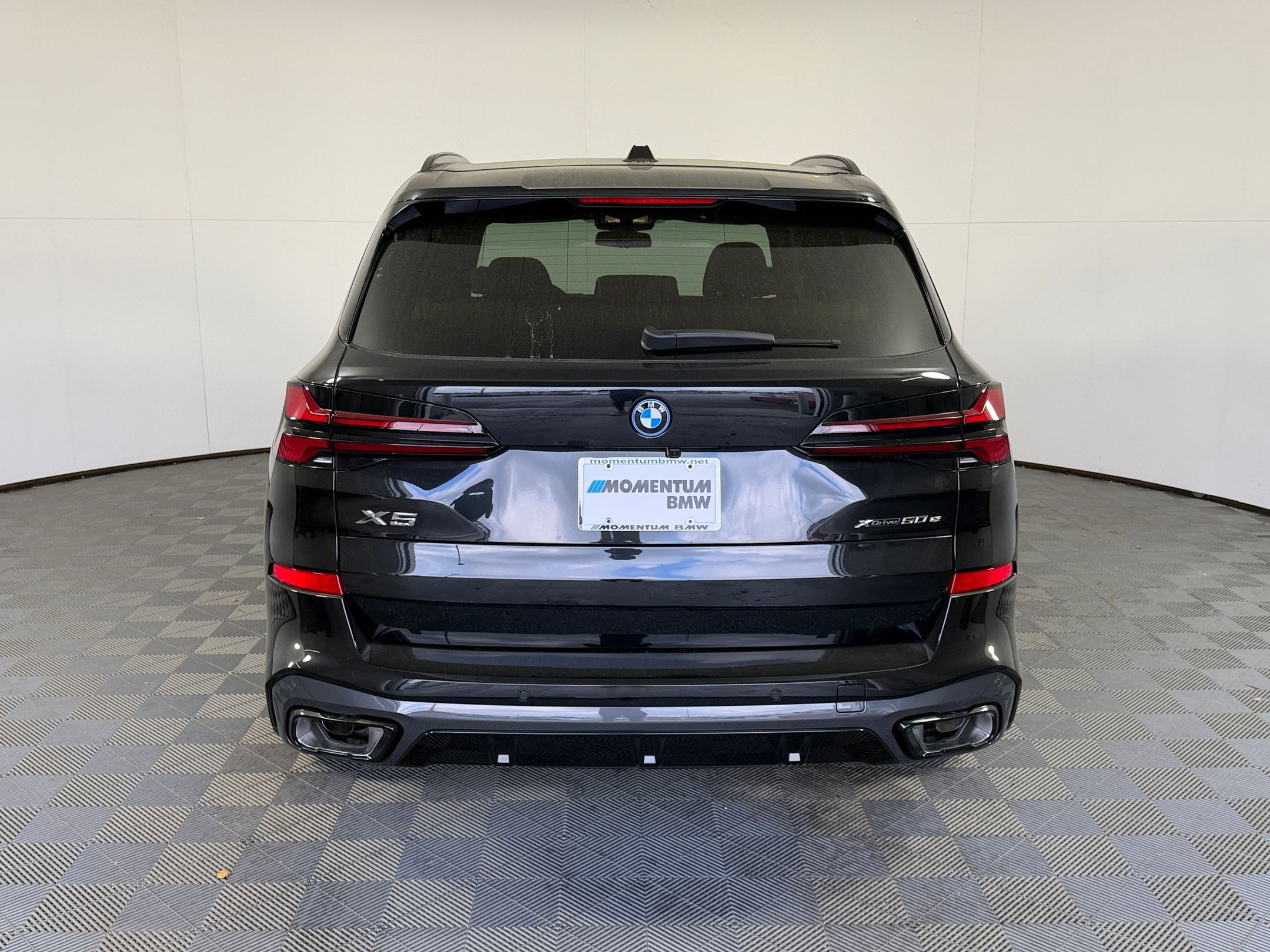 New 2026 BMW X5 xDrive50e w/ Executive Package image 10