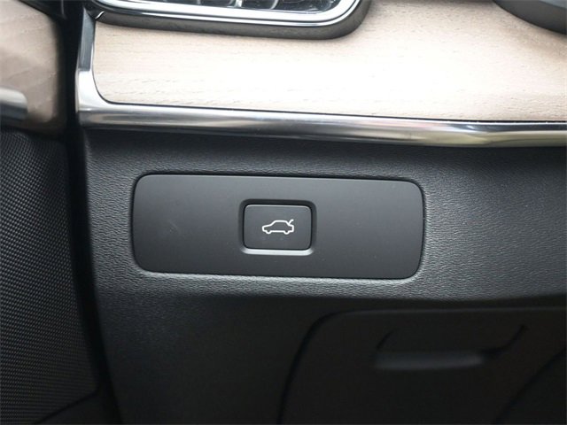 New 2026 Volvo XC90 B6 Ultra w/ Protection Package Premier image 29