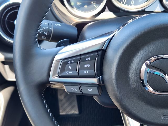 New 2026 MAZDA MX-5 Miata RF Grand Touring w/ Appearance Package RWD image 19