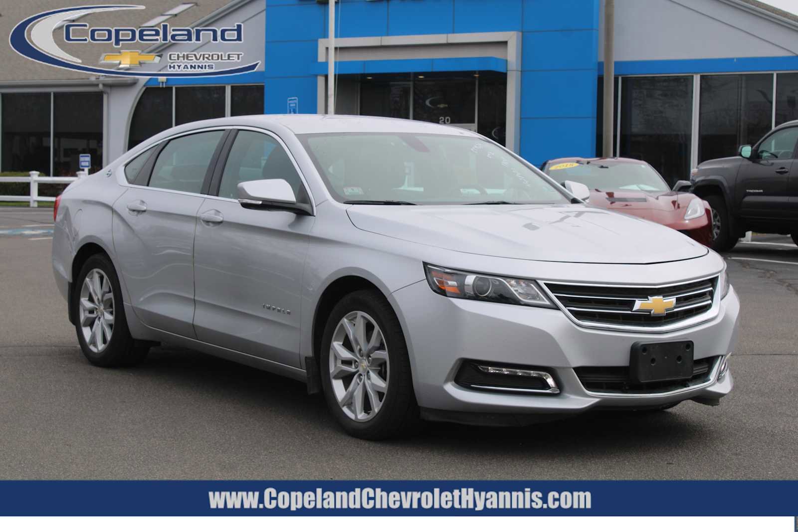 Used 2019 Chevrolet Impala LT FWD image 1