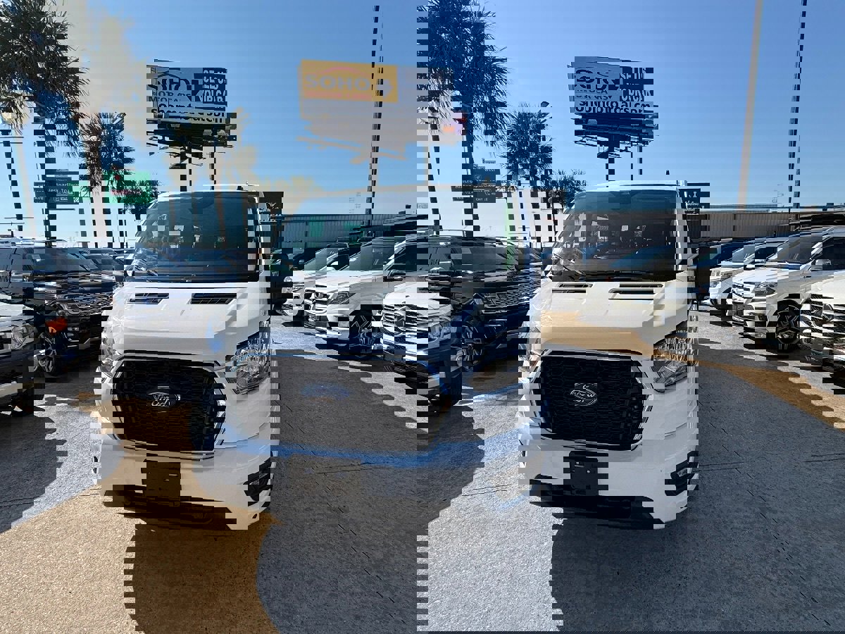 Used 2024 Ford Transit 350 XLT image 8