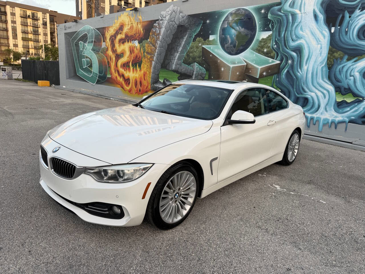 Used 2014 BMW 428i Coupe image 1