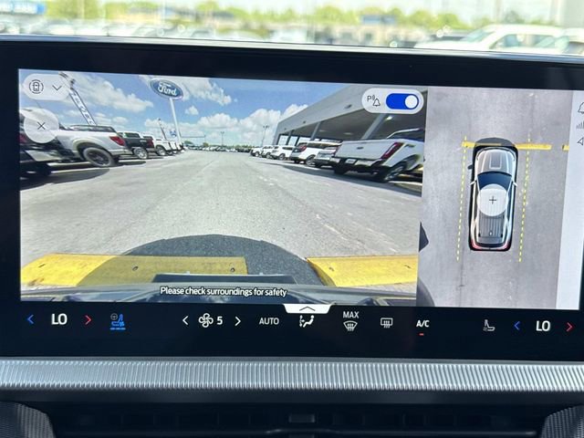 Used 2025 Ford Explorer ST image 28