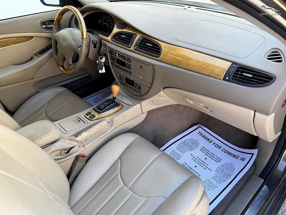 Used 2001 Jaguar S-TYPE 4.0 image 12