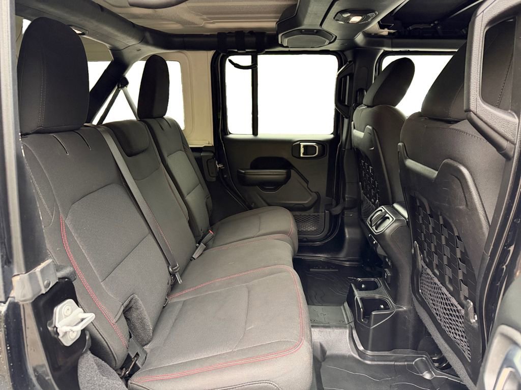 Used 2018 Jeep Wrangler Unlimited Rubicon AWD/4WD image 20