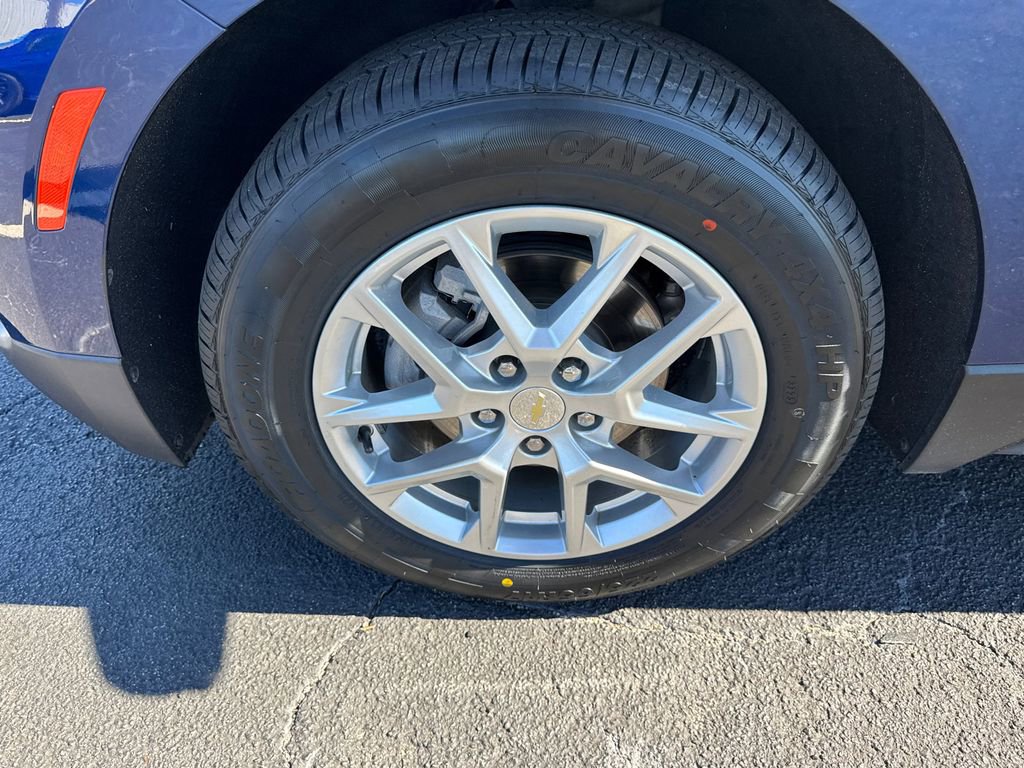 Used 2022 Chevrolet Equinox LT image 12