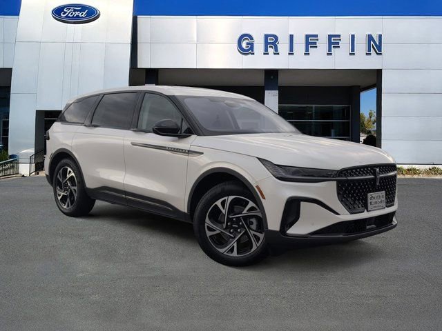 New 2026 Lincoln Nautilus Premier w/ Equipment Group 102A image 2