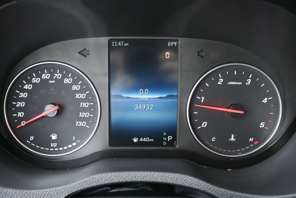 Used 2025 Mercedes-Benz Sprinter 2500 image 16