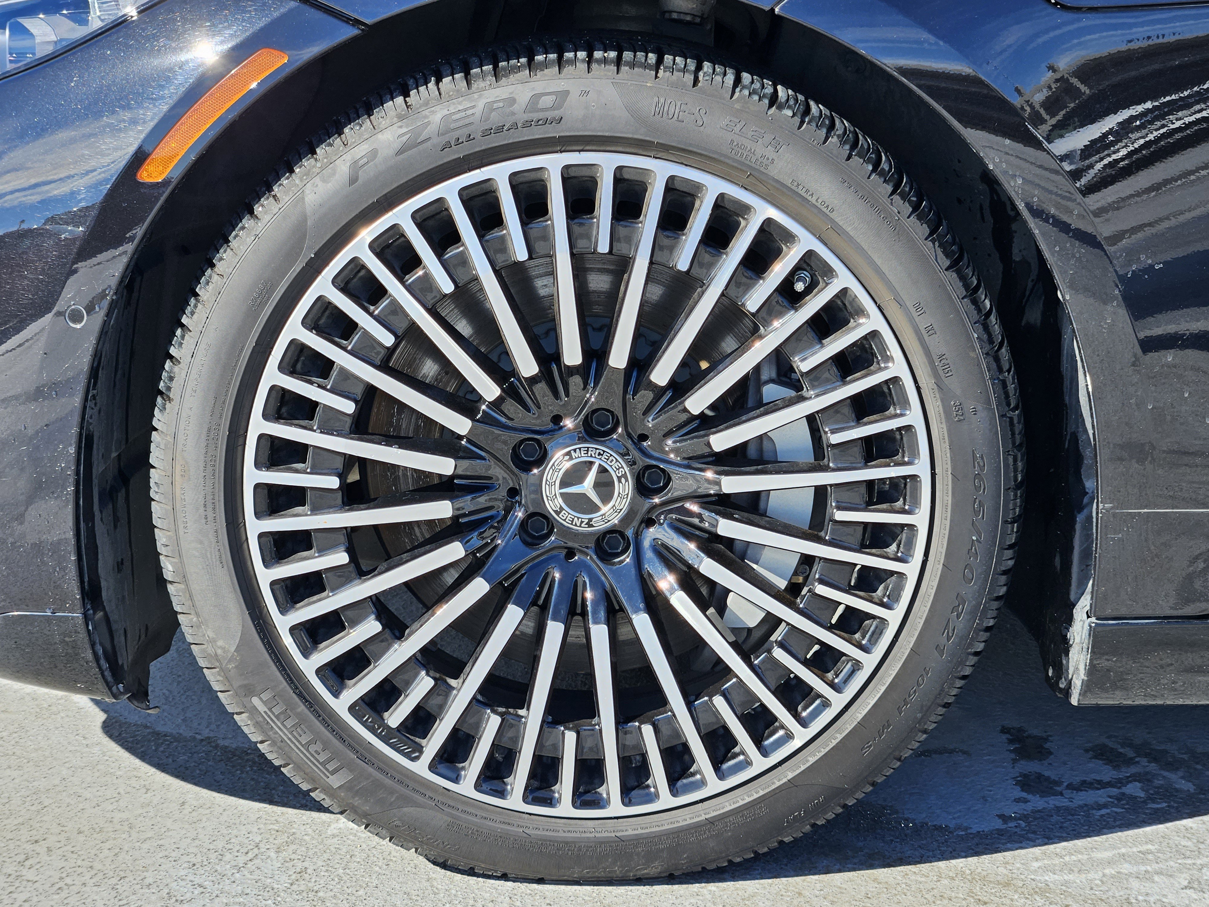 Certified 2023 Mercedes-Benz EQS 580 4MATIC Sedan image 12