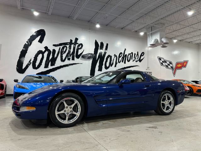 Used 2004 Chevrolet Corvette Coupe w/ Preferred Equipment Group image 1
