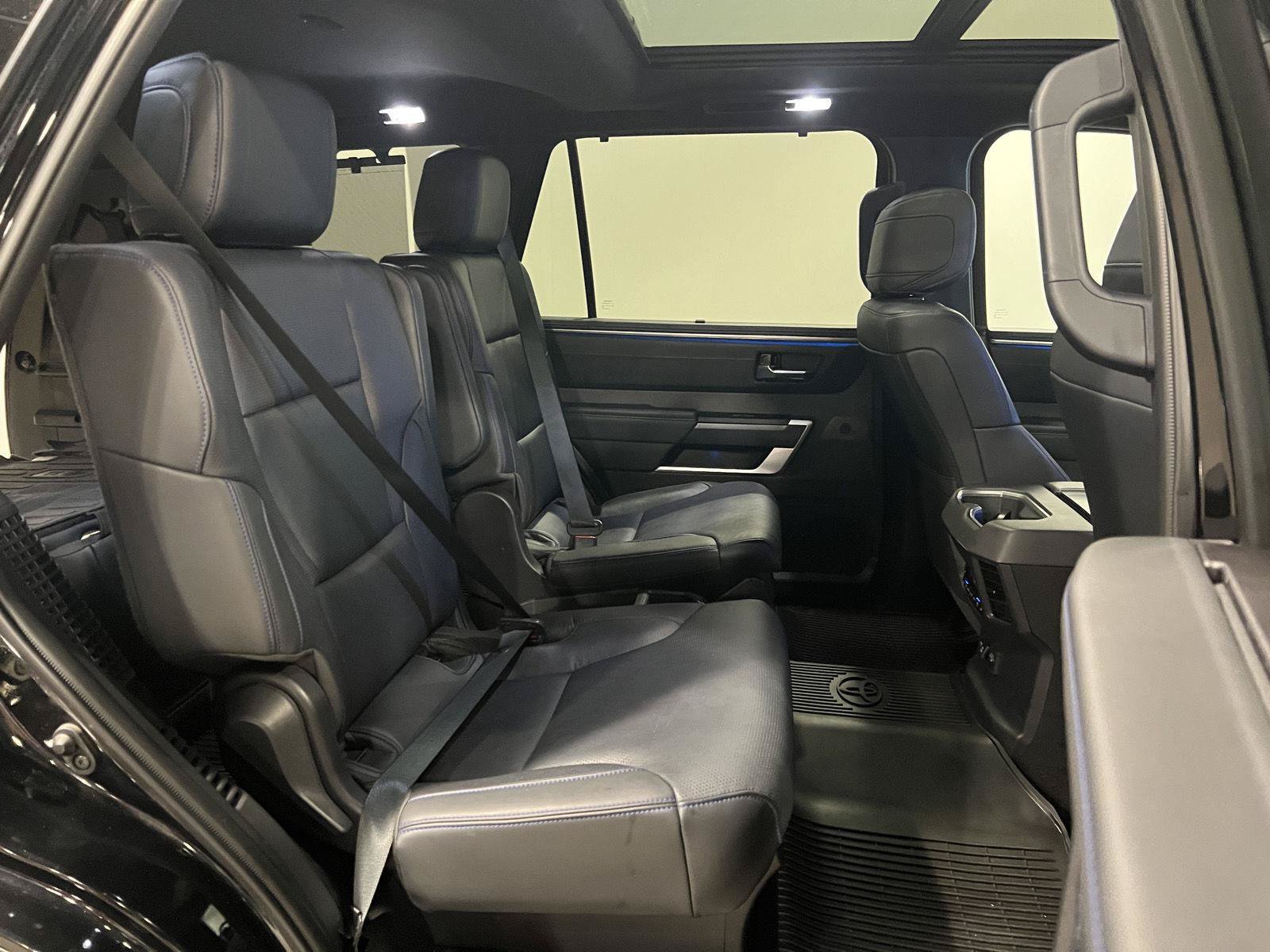 Used 2023 Toyota Sequoia Platinum AWD/4WD image 42