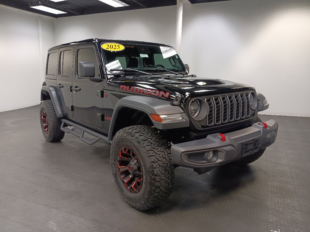 Used 2025 Jeep Wrangler Rubicon w/ Safety Group image 7