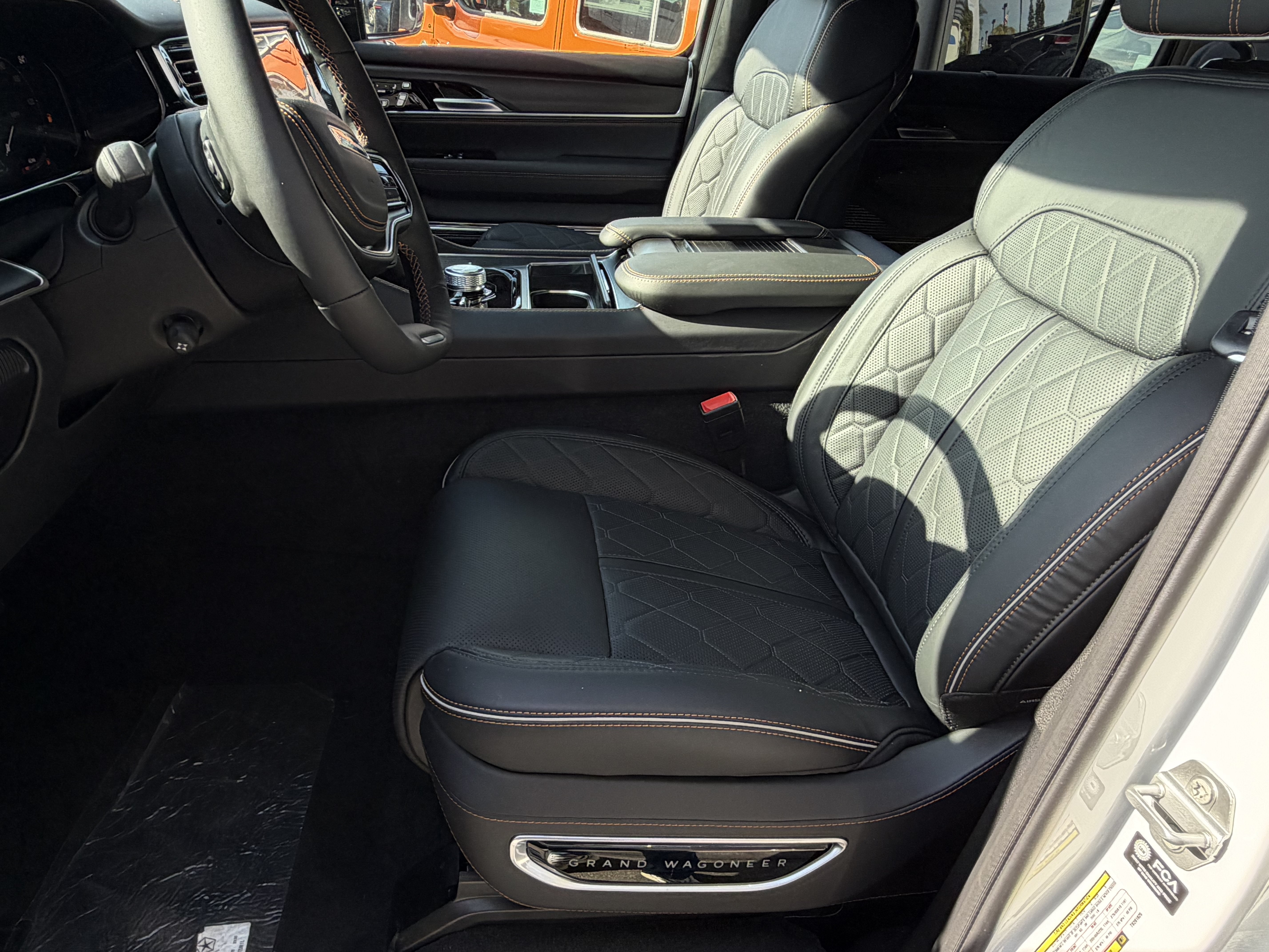 New 2026 Jeep Grand Wagoneer Summit AWD/4WD image 17