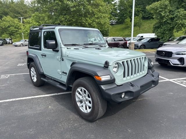 Used 2023 Jeep Wrangler Sport AWD/4WD image 7