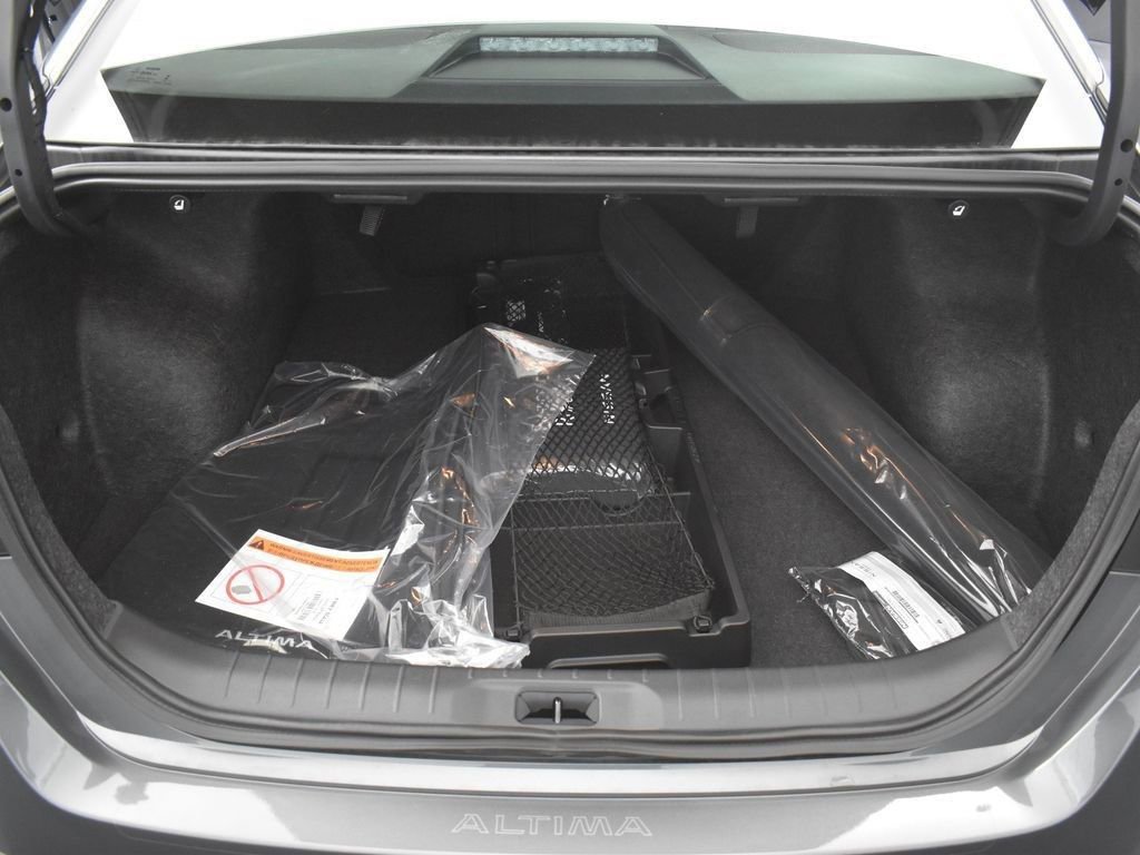 New 2025 Nissan Altima 2.5 SV w/ SV Special Edition Package image 33