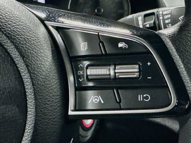 Certified 2024 Kia Forte LXS w/ LXS Technology Package FWD image 17