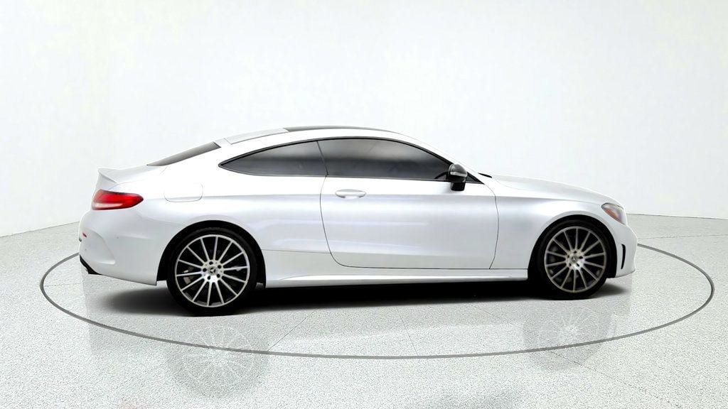 Used 2021 Mercedes-Benz C 300 Coupe image 4