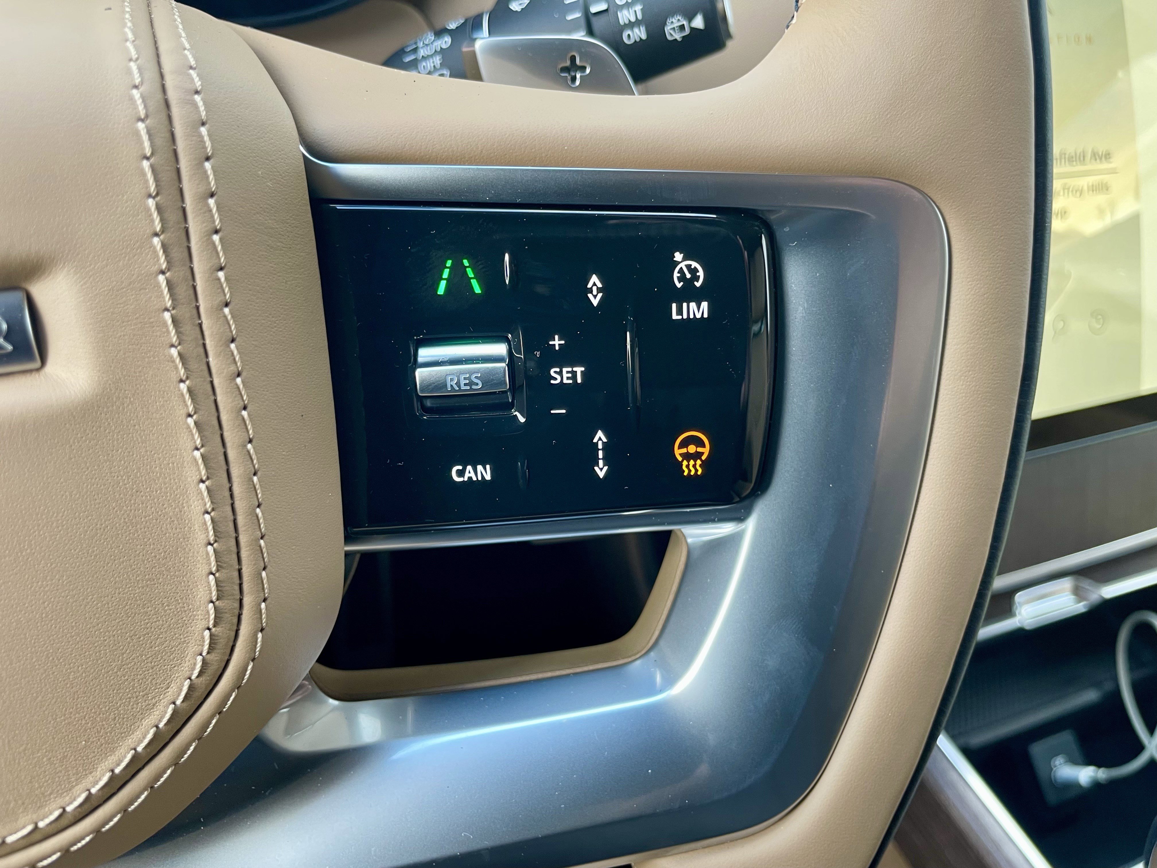 New 2026 Land Rover Range Rover SE image 22