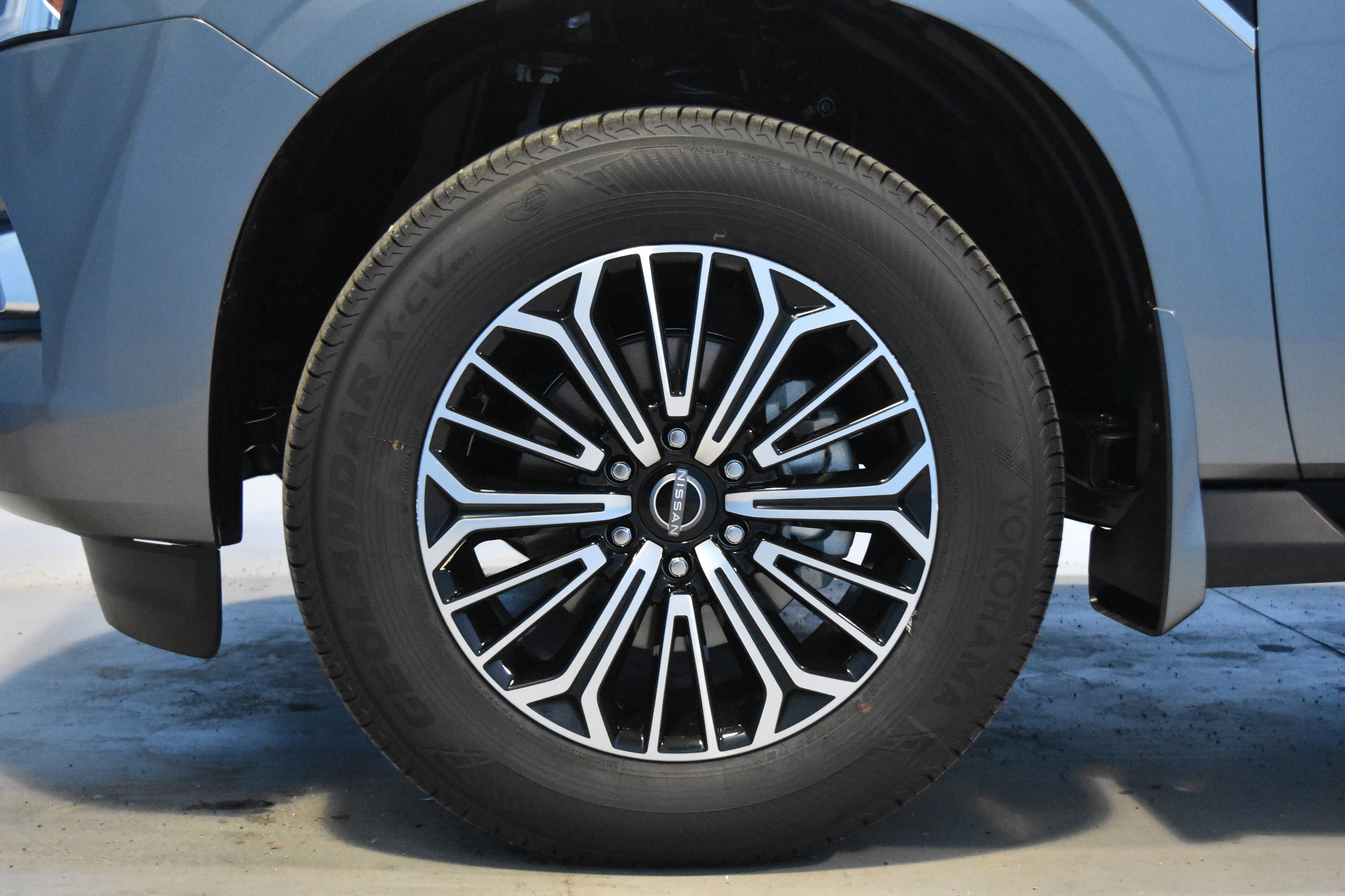 New 2026 Nissan Armada SL w/ Captain's Chari Seat Package image 21