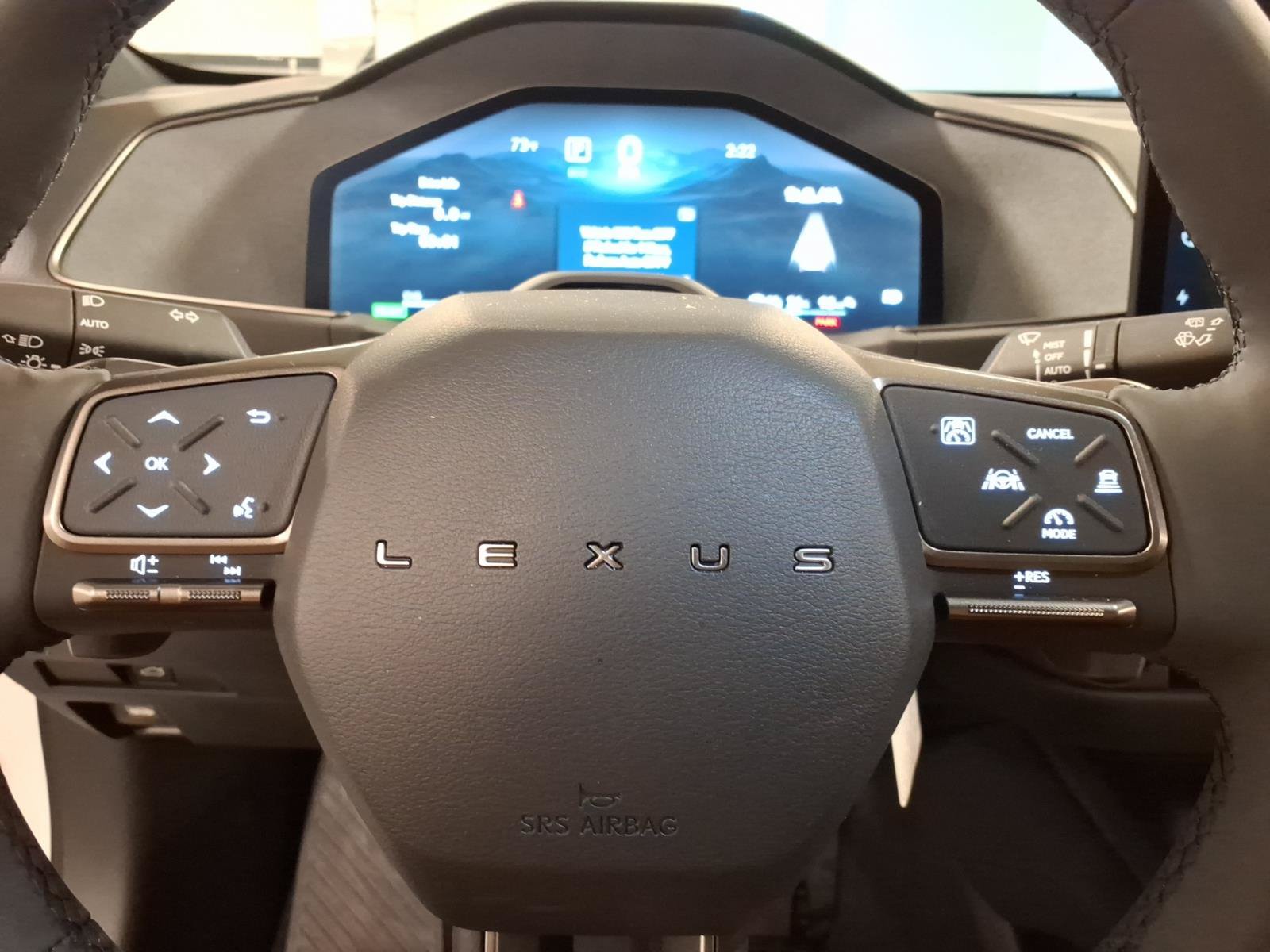 New 2026 Lexus ES 500e AWD/4WD image 6