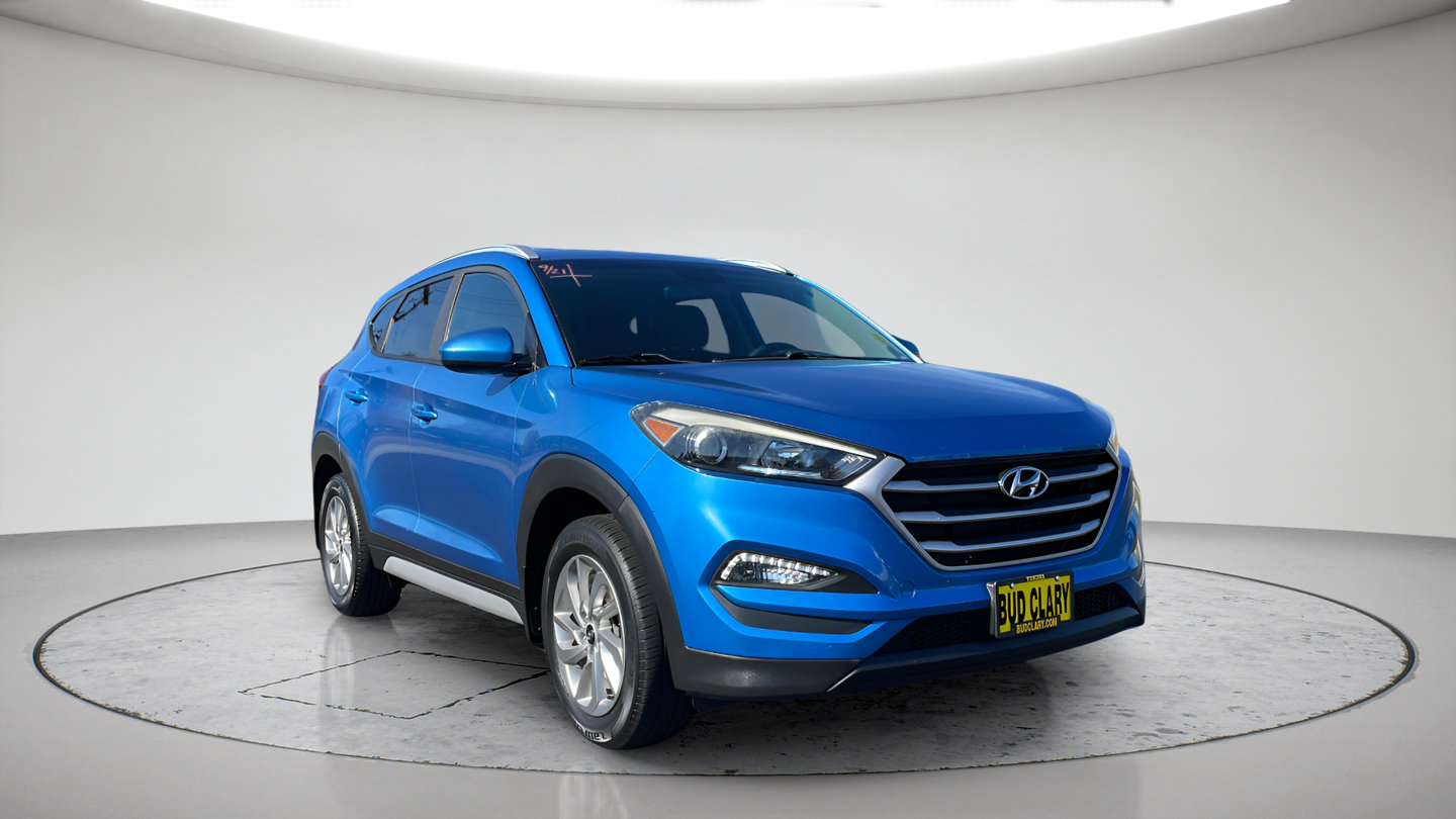 Used 2017 Hyundai Tucson SE w/ SE Popular Package 02 AWD/4WD image 3