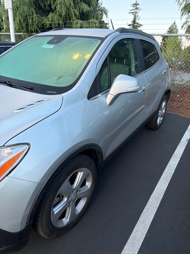 Used 2015 Buick Encore FWD image 2