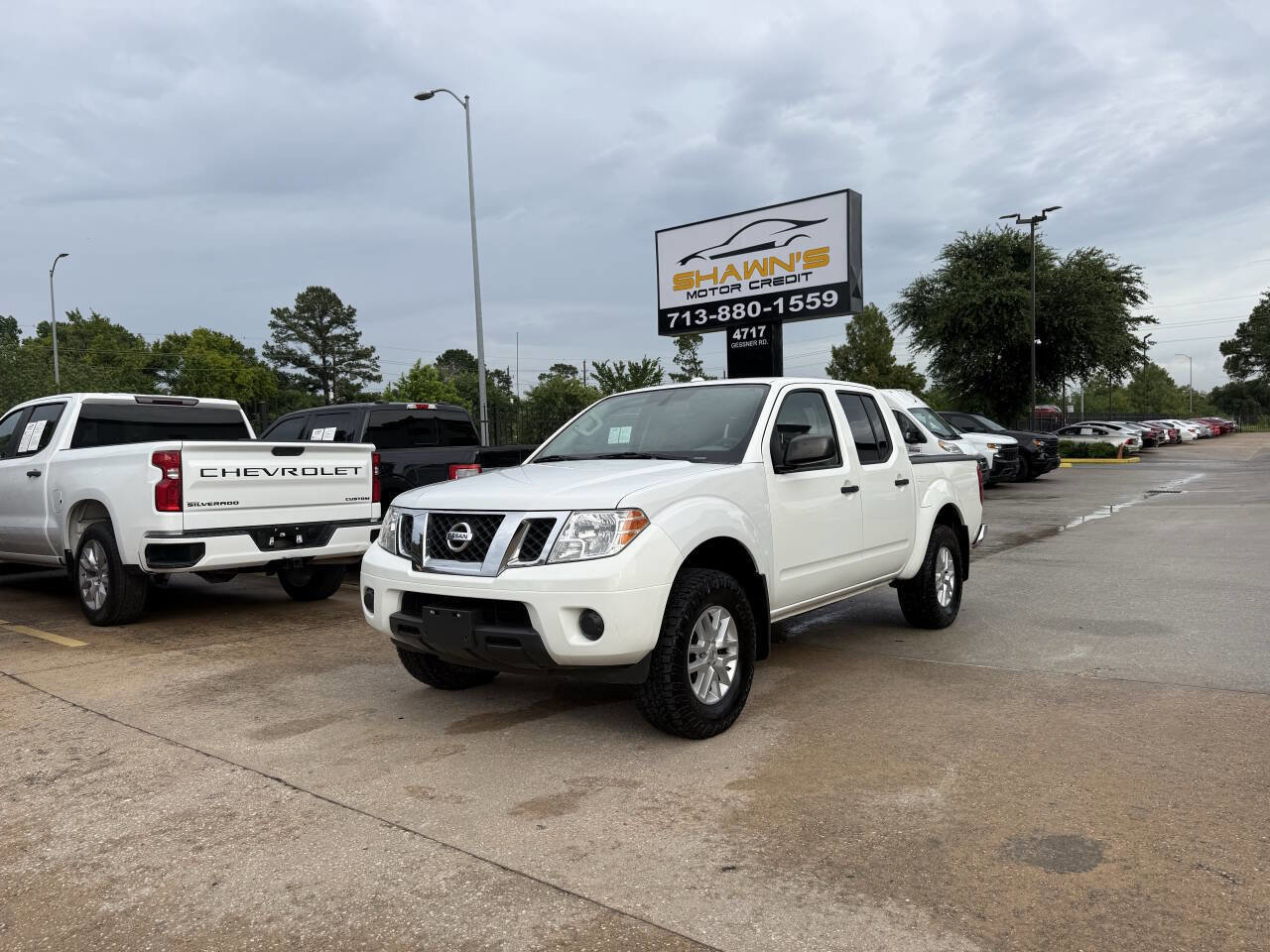 Used 2017 Nissan Frontier SV RWD image 37