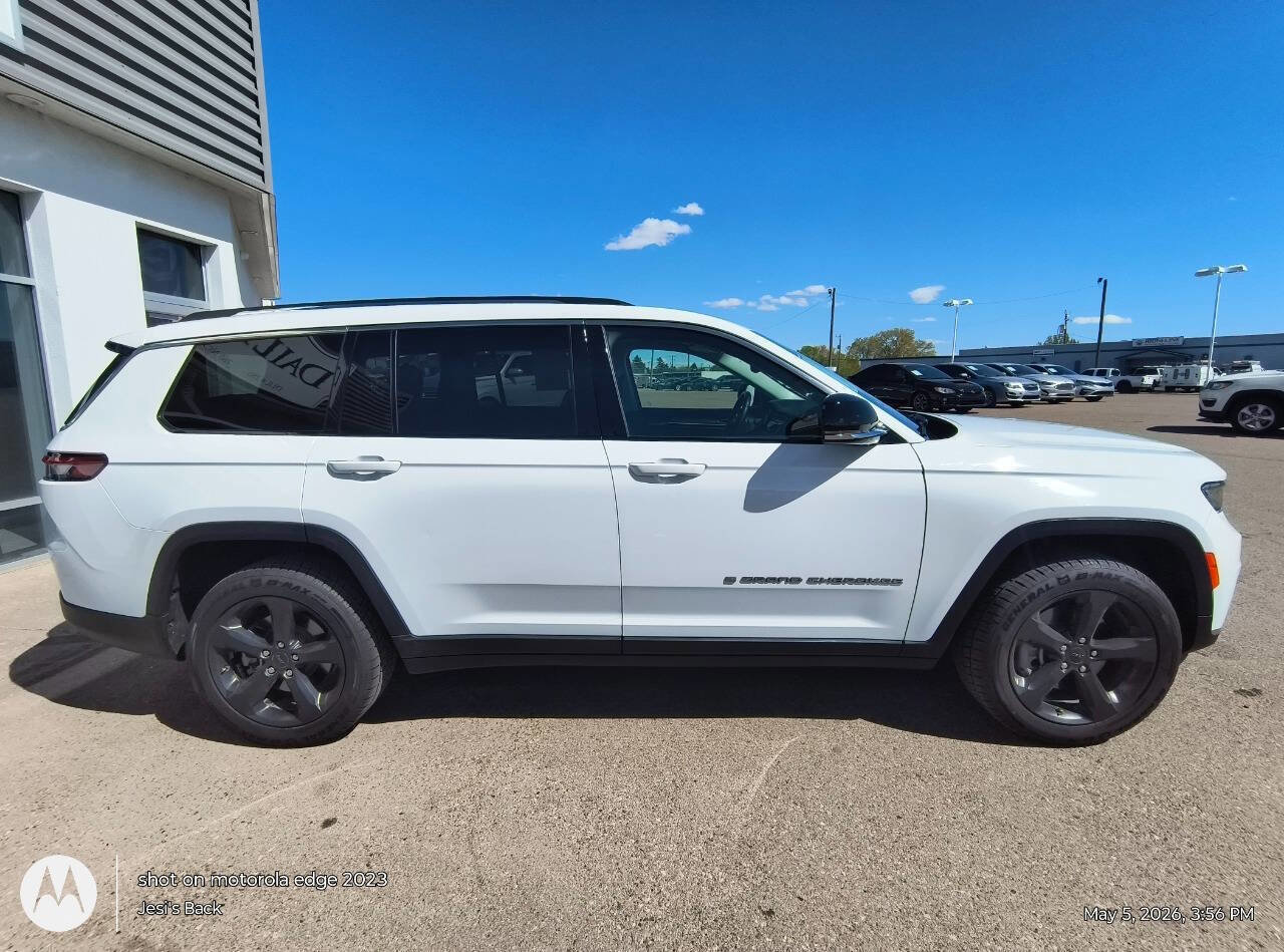 Used 2021 Jeep Grand Cherokee L Limited AWD/4WD image 5