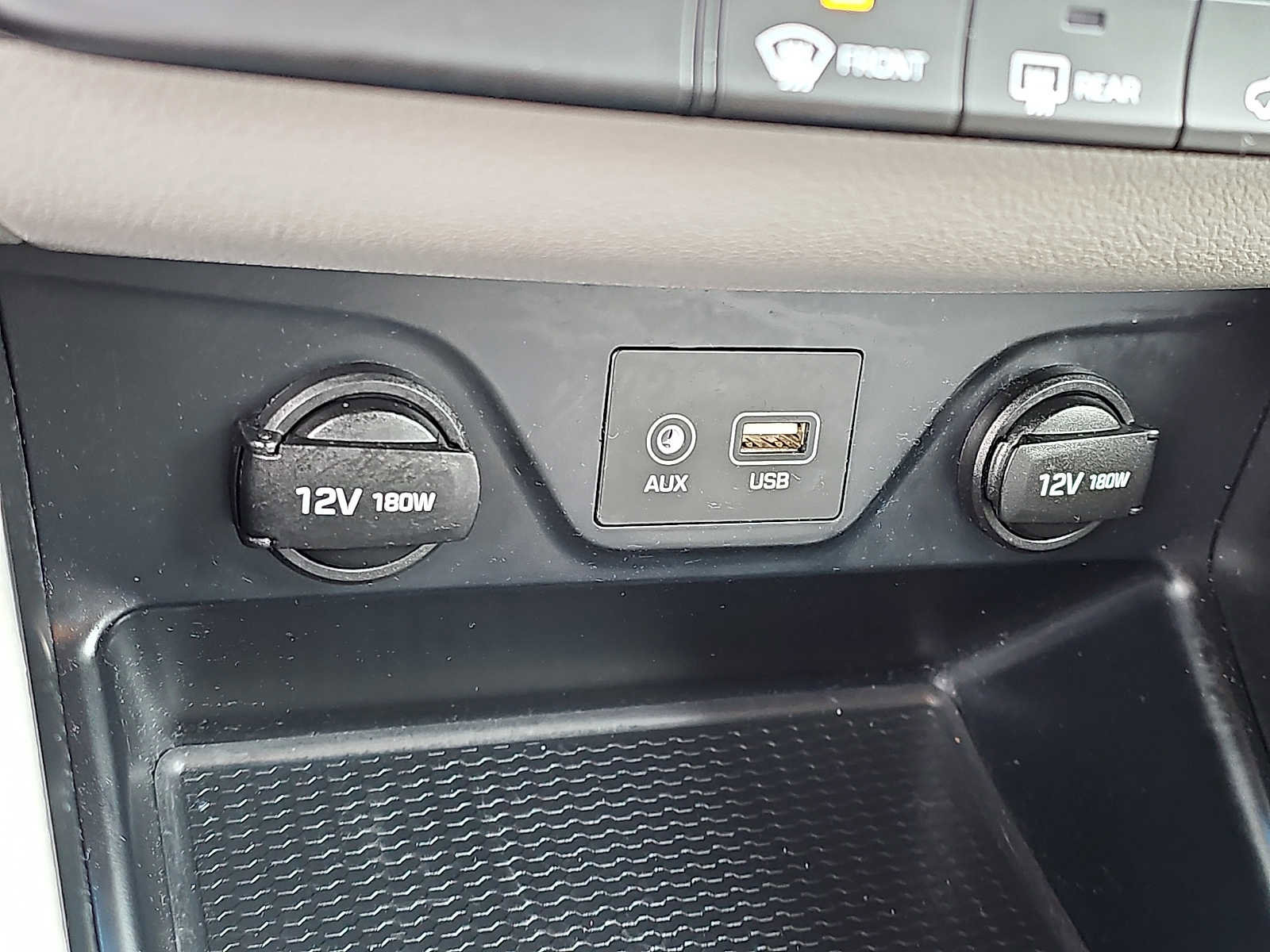 Used 2020 Hyundai Tucson SE image 23