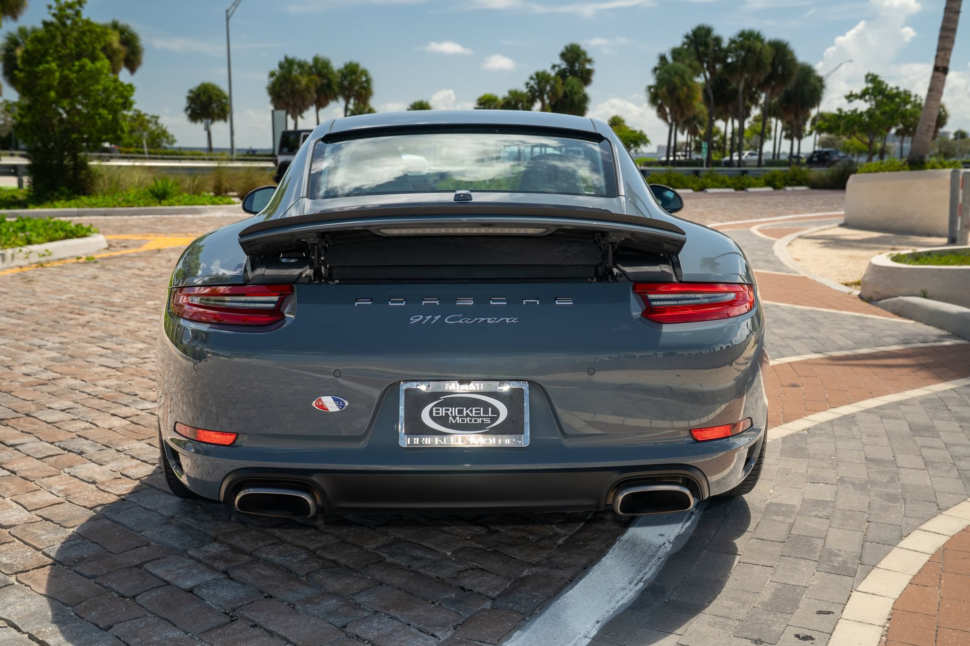 Used 2017 Porsche 911 Carrera RWD image 5
