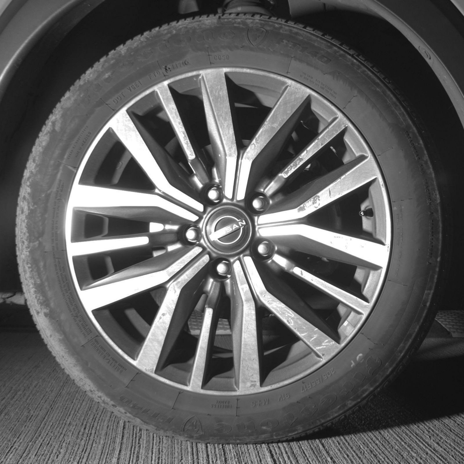 Used 2024 Nissan Kicks SV FWD image 16