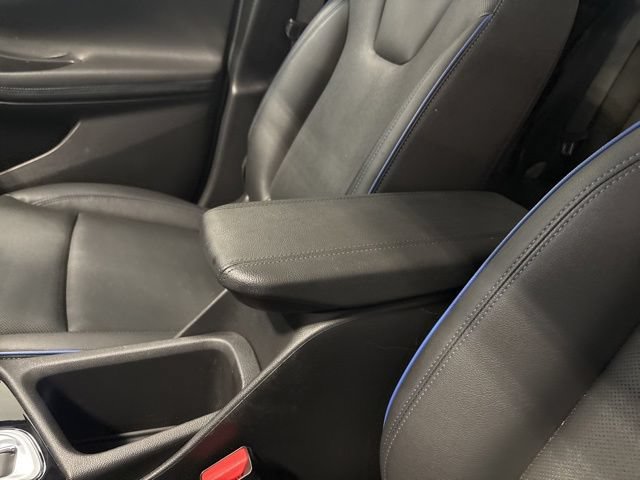 Certified 2025 Buick Encore GX Sport Touring w/ Experience Buick Package AWD/4WD image 32