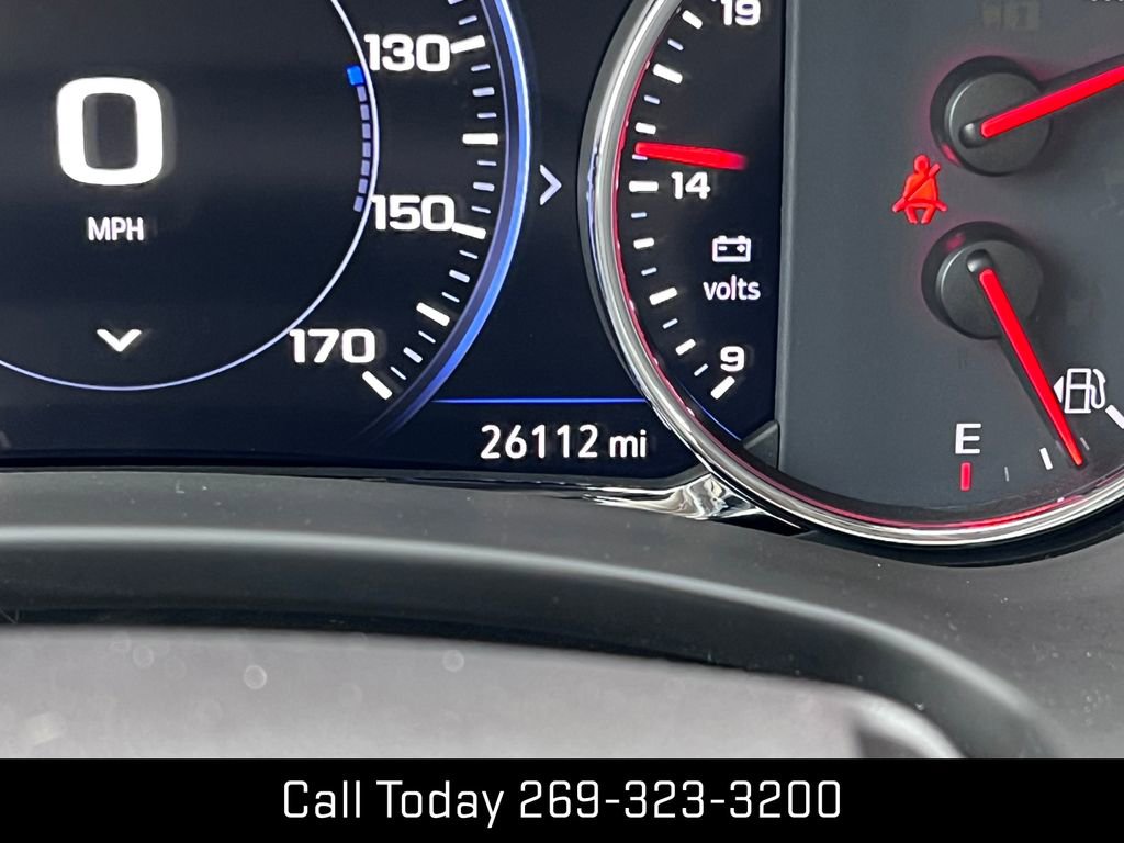 Used 2023 GMC Terrain Denali w/ Black Diamond Edition AWD/4WD image 6