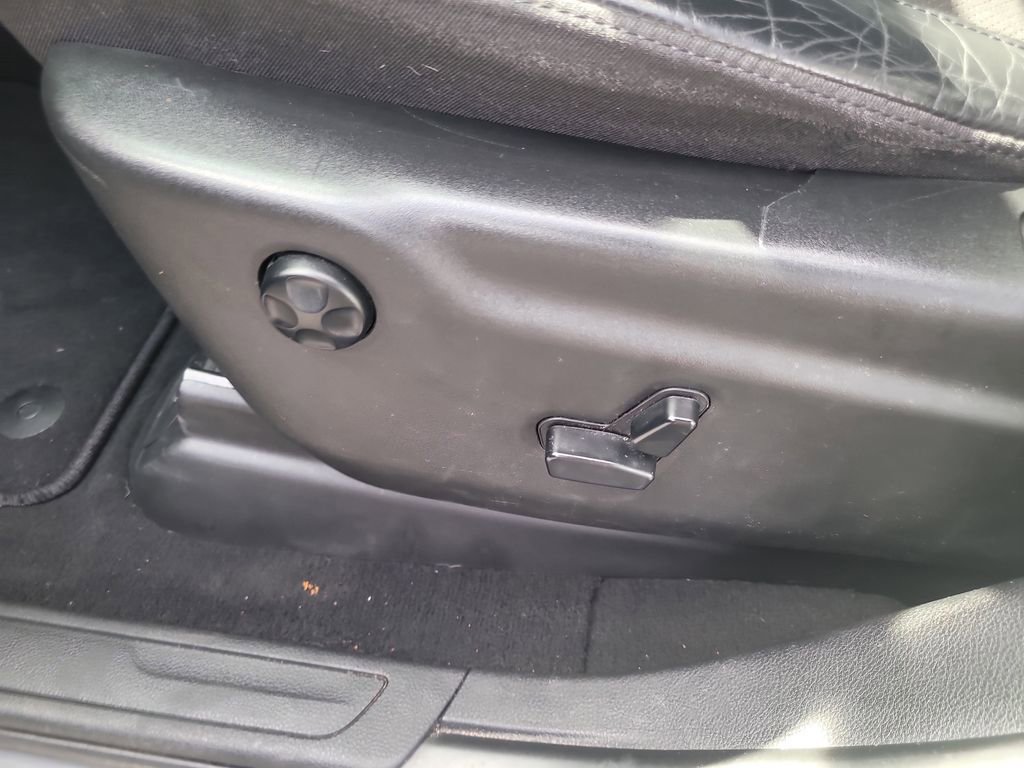 Used 2020 Jeep Grand Cherokee Altitude RWD image 18